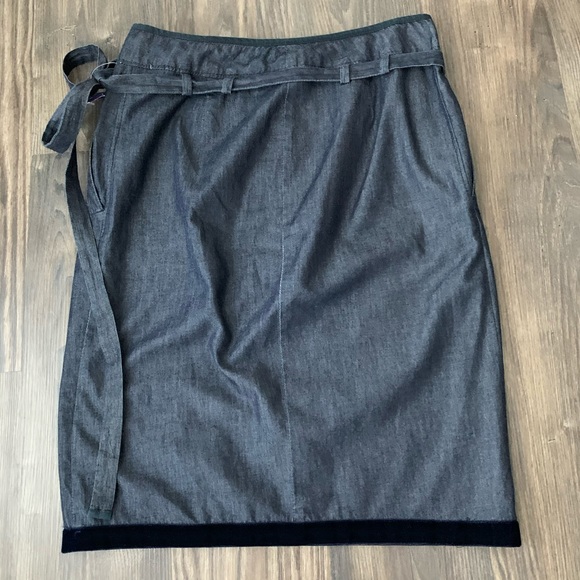 Miu Miu Denim / Jean Skirt with Velvet Trim - Picture 2 of 8